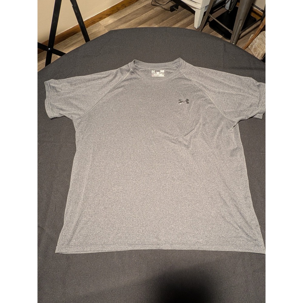 Under Armour Mens HeatGear Loose Fit Training Shirt Gray Heather Large LG - Picture 1 of 5